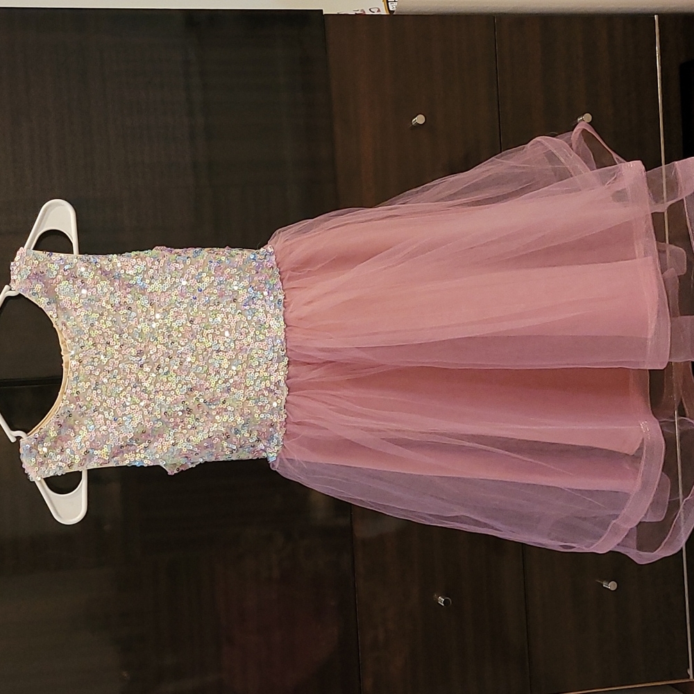 Pre-teen girls dress